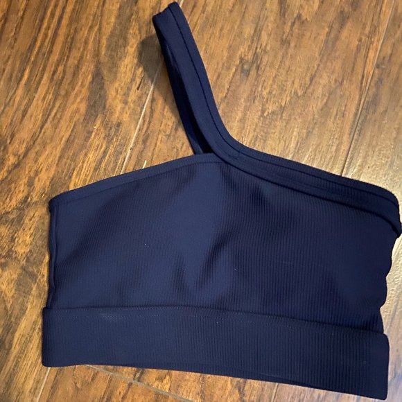 $5-   Women's Sports Top Single Strap (MUST BE BUNDLED -3 OR MORE) - Picture 1 of 2